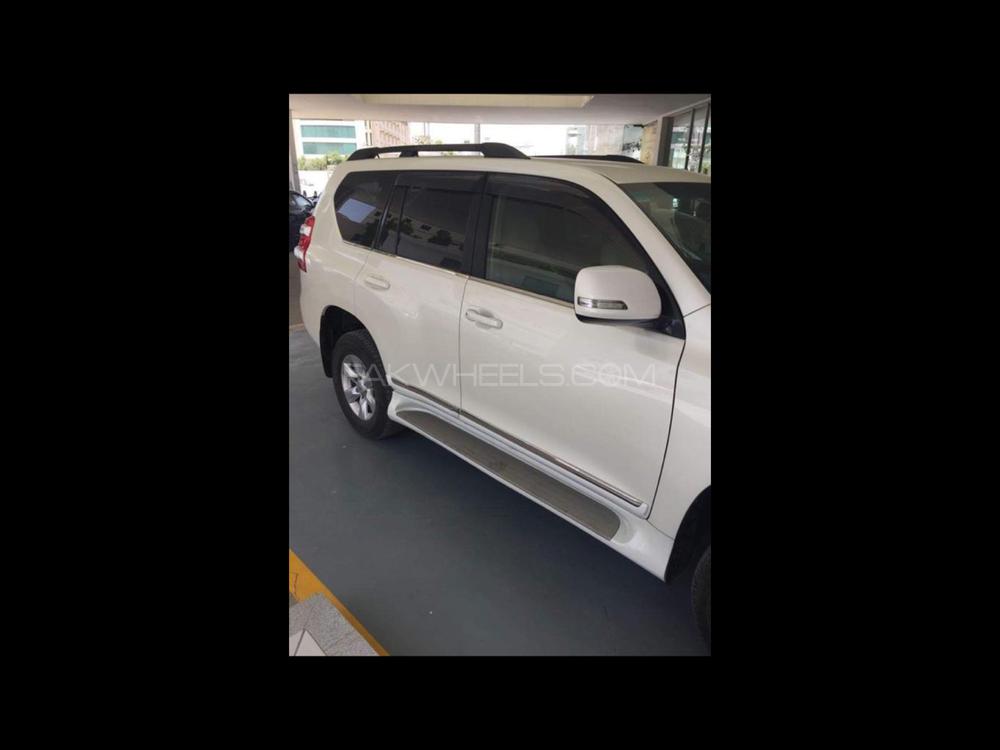 Toyota Prado 2009 for Sale in Karachi Toyota Prado 2009 for Sale in Karachi Image-3