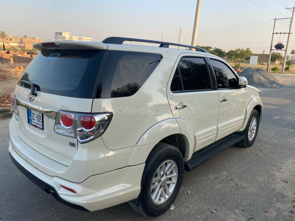 Toyota Fortuner 2013 for Sale in Bahawalpur Toyota Fortuner 2013 for Sale in Bahawalpur Image-2