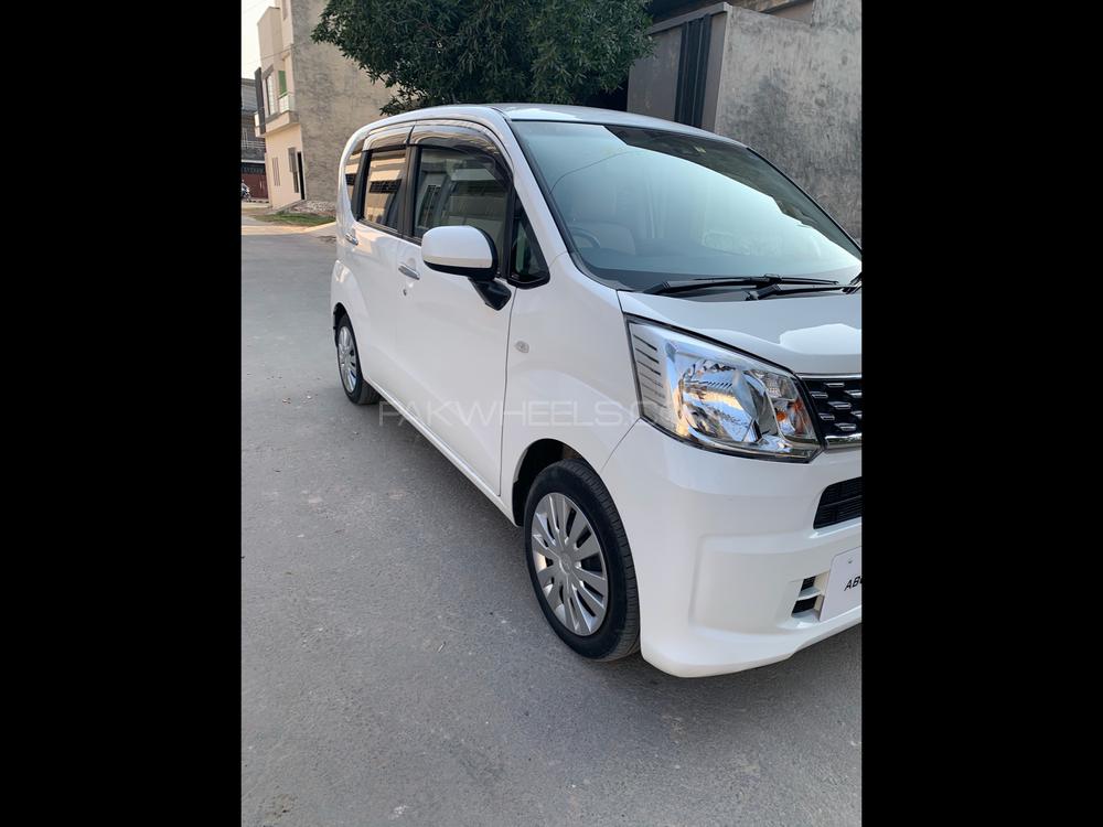 Daihatsu Move 2017 for Sale in Sahiwal Daihatsu Move 2017 for Sale in Sahiwal Image-3