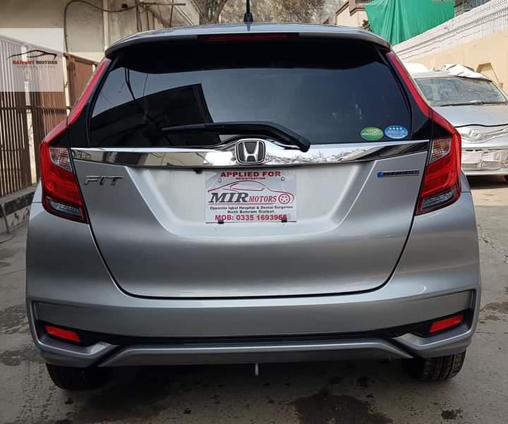 Honda Fit 2017 for Sale in Karachi Honda Fit 2017 for Sale in Karachi Image-2