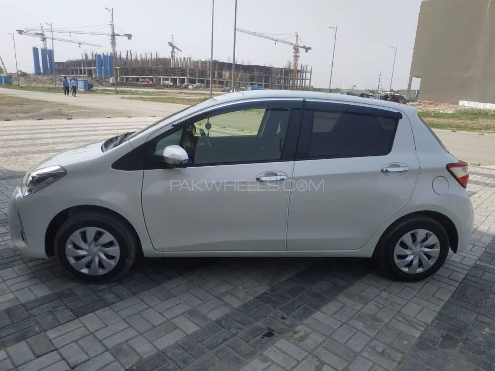 Toyota Vitz 2018 for Sale in Lahore Toyota Vitz 2018 for Sale in Lahore Image-8