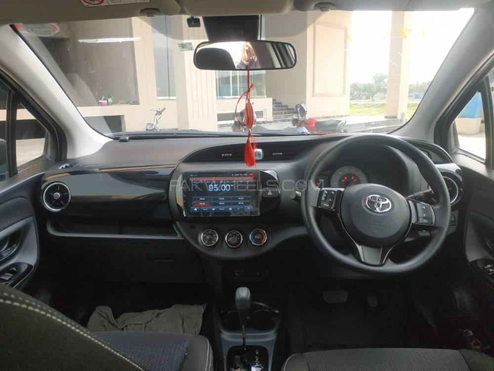 Toyota Vitz 2018 for Sale in Lahore Toyota Vitz 2018 for Sale in Lahore Image-13