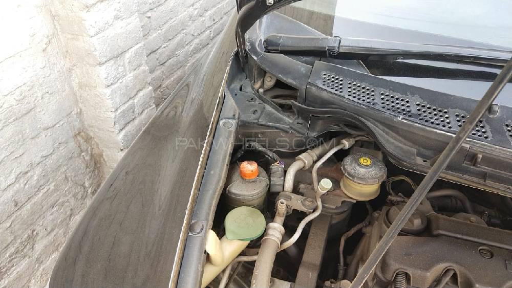 Honda Civic 2009 for Sale in Multan Honda Civic 2009 for Sale in Multan Image-4