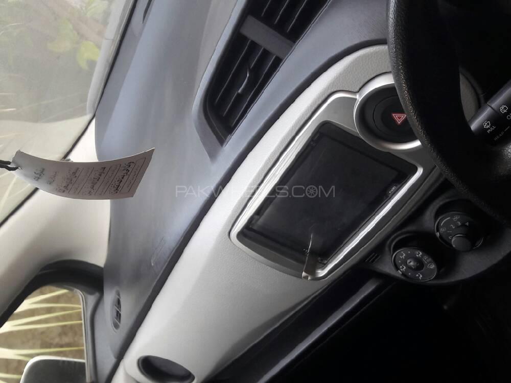 Toyota Vitz 2014 for Sale in Multan Toyota Vitz 2014 for Sale in Multan Image-6