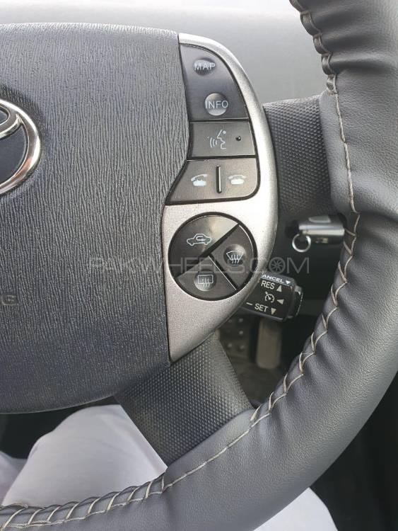 Toyota Prius 2010 for Sale in Peshawar Toyota Prius 2010 for Sale in Peshawar Image-7