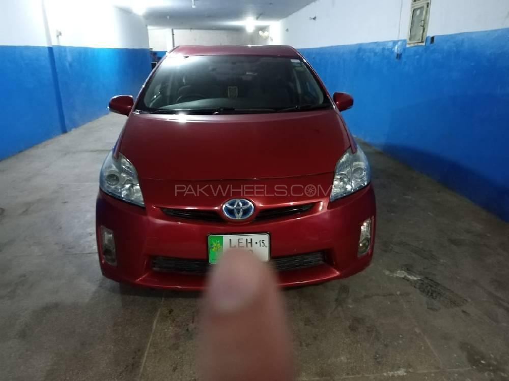 Toyota Prius 2010 for Sale in Lahore Toyota Prius 2010 for Sale in Lahore Image-12