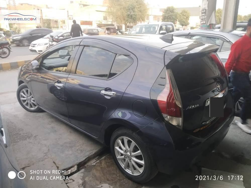 ٹویوٹا اکوا 2015 for Sale in لاہور ٹویوٹا اکوا 2015 for Sale in لاہور Image-3