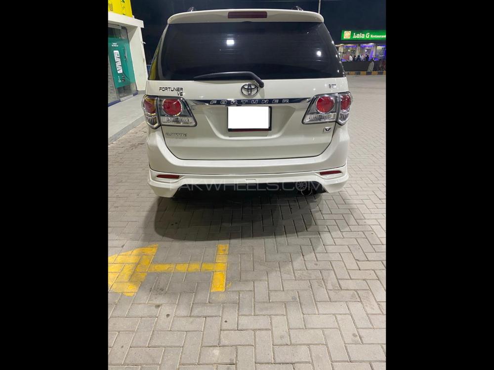 Toyota Fortuner 2014 for Sale in Sialkot Toyota Fortuner 2014 for Sale in Sialkot Image-16