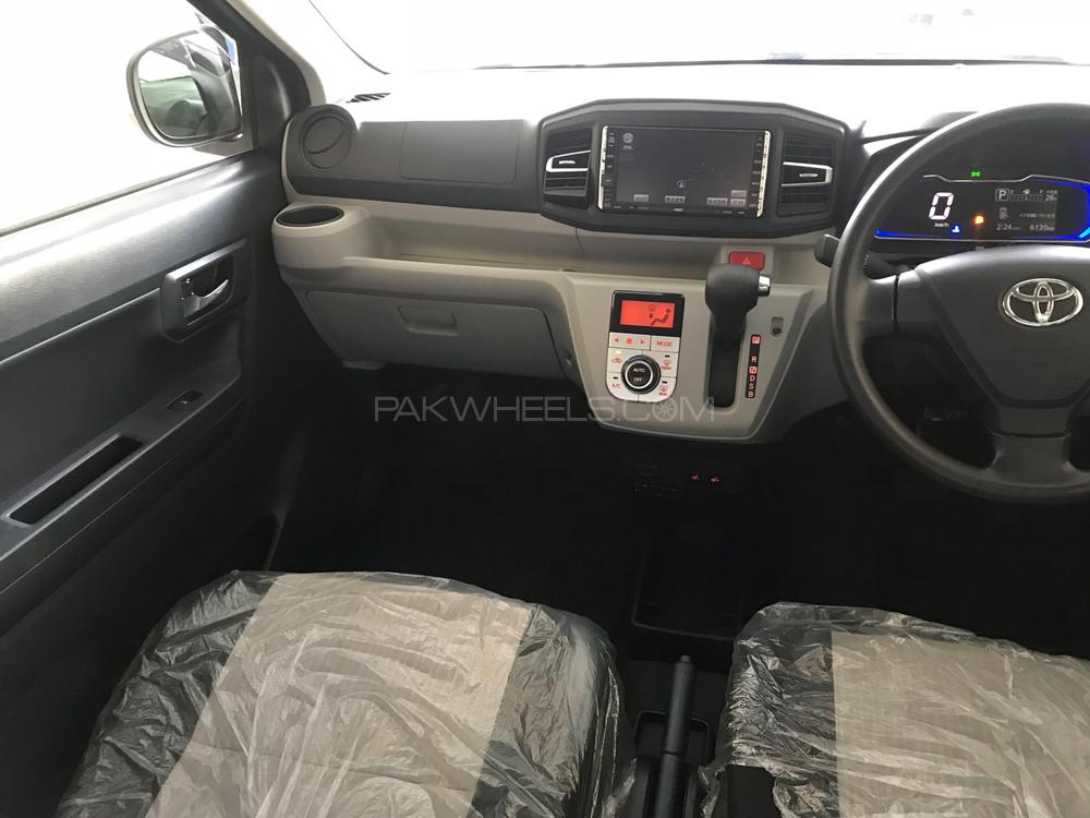 Toyota Pixis Epoch 2017 for Sale in Lahore Toyota Pixis Epoch 2017 for Sale in Lahore Image-10