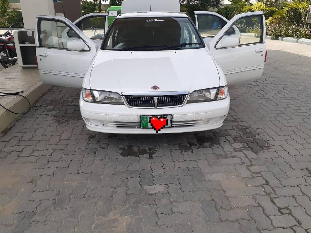 Nissan Sunny 2000 for Sale in Lahore Image-1