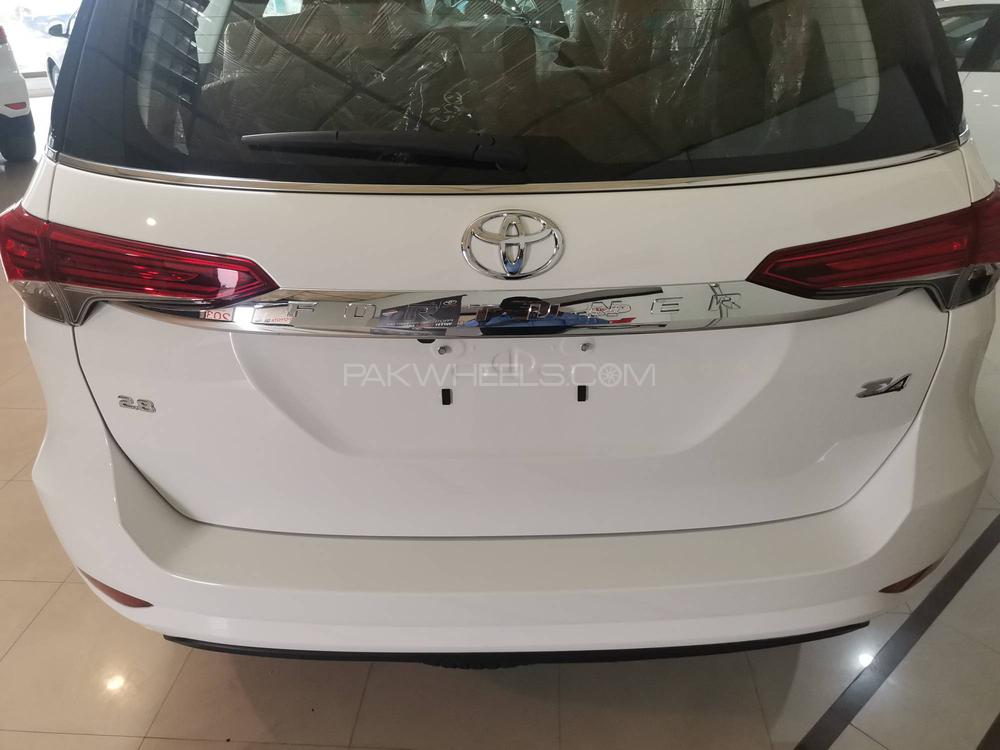 Toyota Fortuner 2021 for Sale in Islamabad Toyota Fortuner 2021 for Sale in Islamabad Image-6