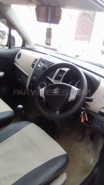 سوزوکی ویگن آر 2017 for Sale in سیالکوٹ سوزوکی ویگن آر 2017 for Sale in سیالکوٹ Image-5