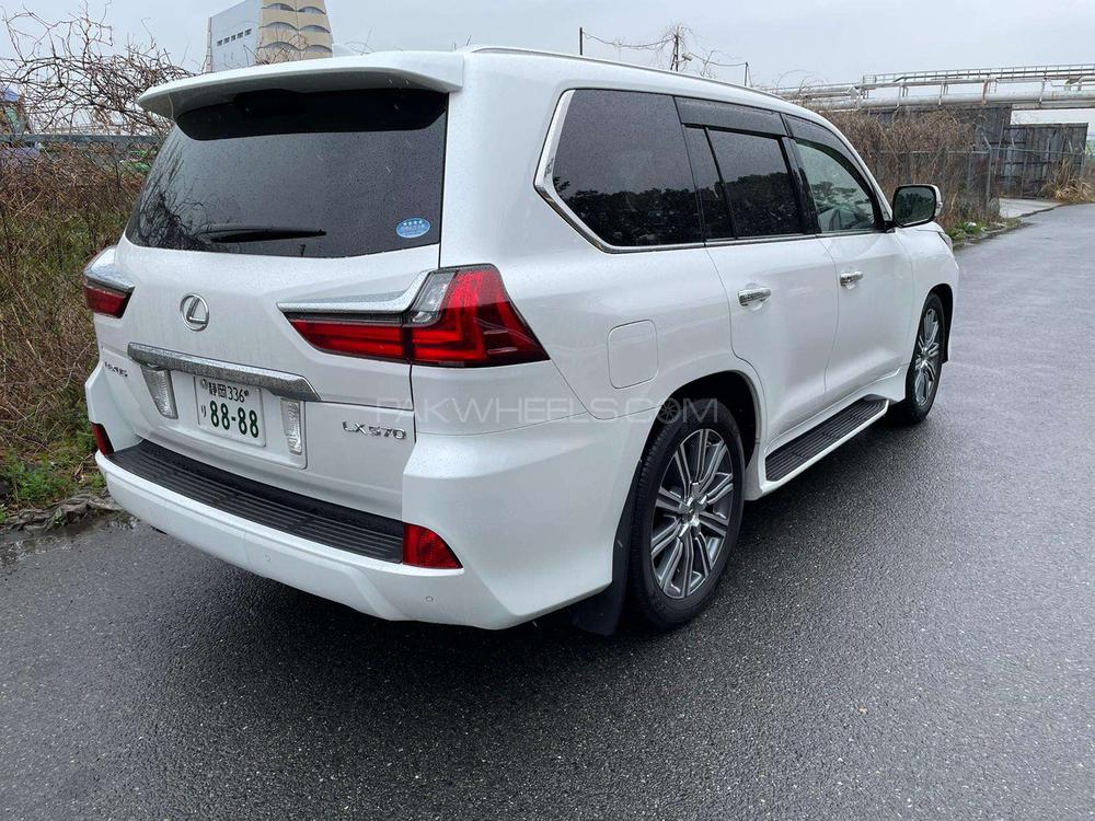 Lexus LX Series 2016 for Sale in Karachi Lexus LX Series 2016 for Sale in Karachi Image-10