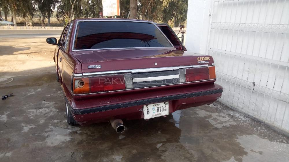 Nissan cedric 1984