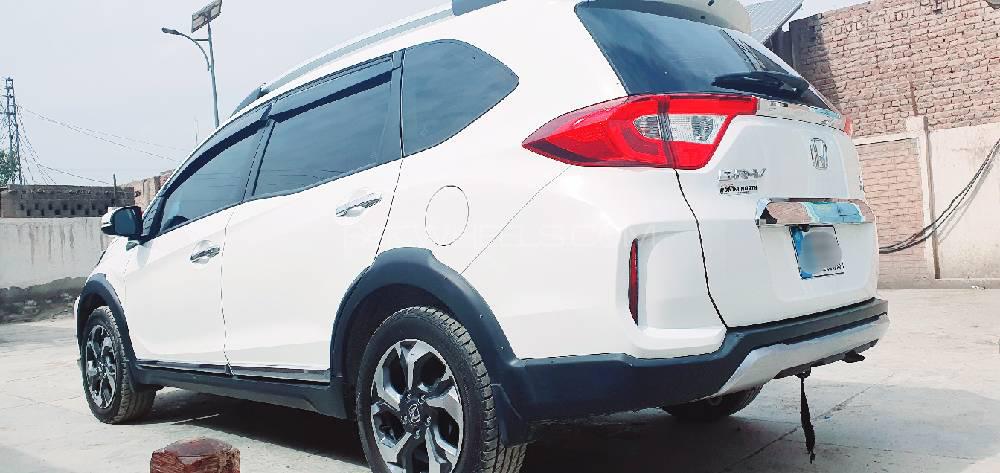 Honda BR-V 2020 for Sale in Peshawar Honda BR-V 2020 for Sale in Peshawar Image-16