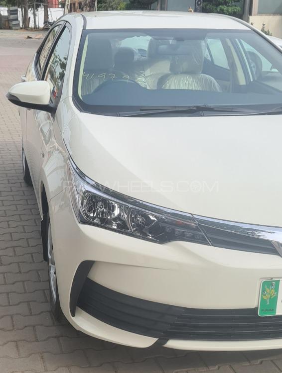 Toyota Corolla 2020 for Sale in Sialkot Toyota Corolla 2020 for Sale in Sialkot Image-3