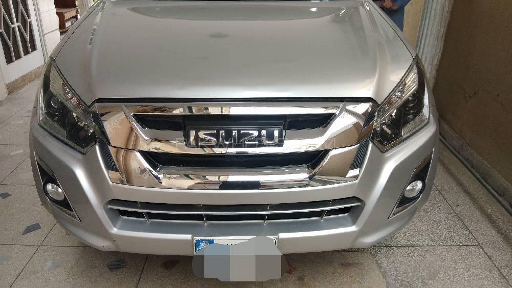 Isuzu D-Max 2019 for Sale in Islamabad Image-1