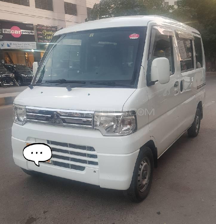 Mitsubishi Minicab 2012 for Sale in Karachi Mitsubishi Minicab 2012 for Sale in Karachi Image-2