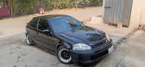 Honda Civic - 2010