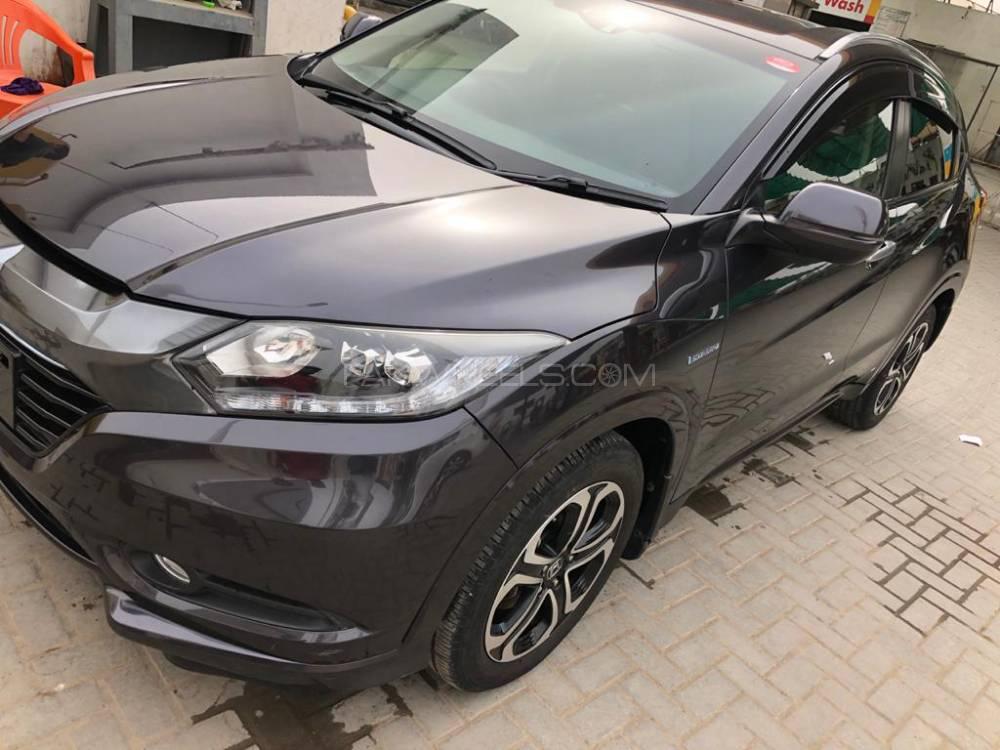 Honda Vezel 2015 for Sale in Lahore Honda Vezel 2015 for Sale in Lahore Image-3