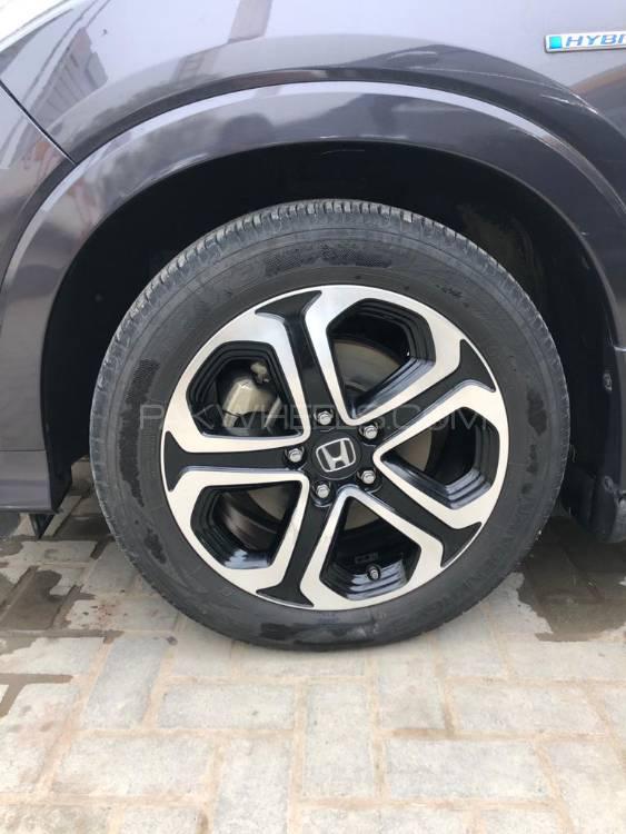 Honda Vezel 2015 for Sale in Lahore Honda Vezel 2015 for Sale in Lahore Image-15