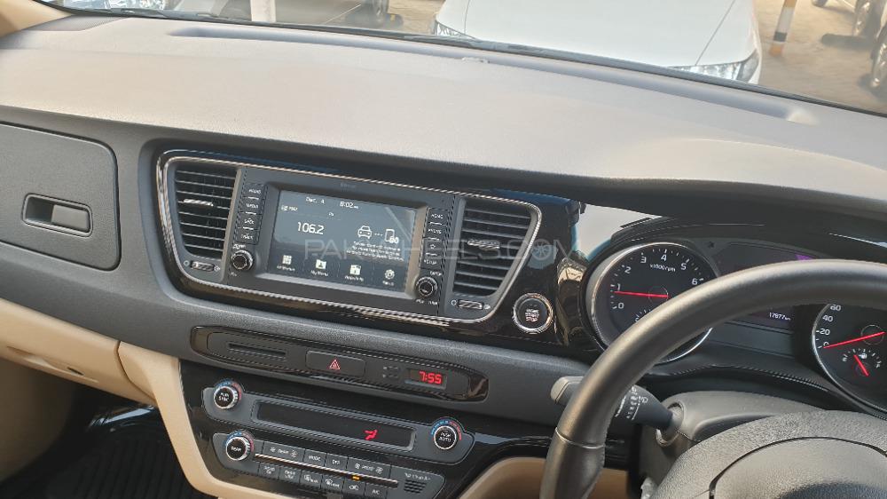 کِیا کارنیول 2018 for Sale in لاہور کِیا کارنیول 2018 for Sale in لاہور Image-3