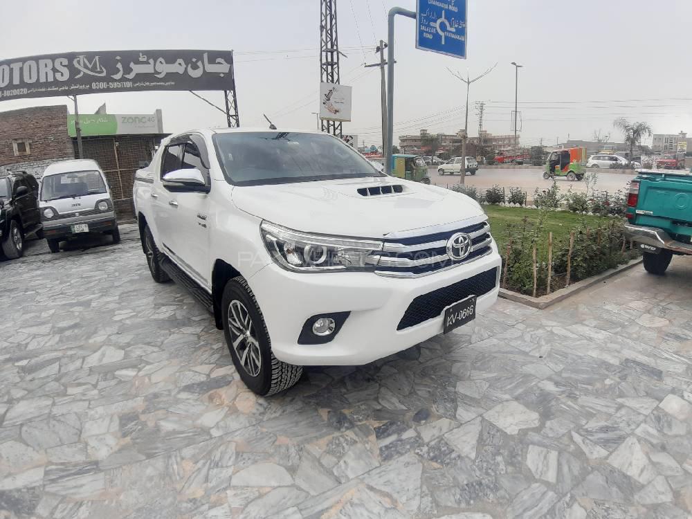Toyota Hilux 2017 for Sale in Peshawar Image-1