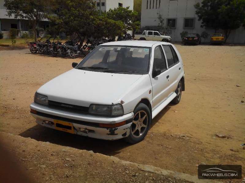 Daihatsu Charade 1998 for Sale in Karachi Image-1