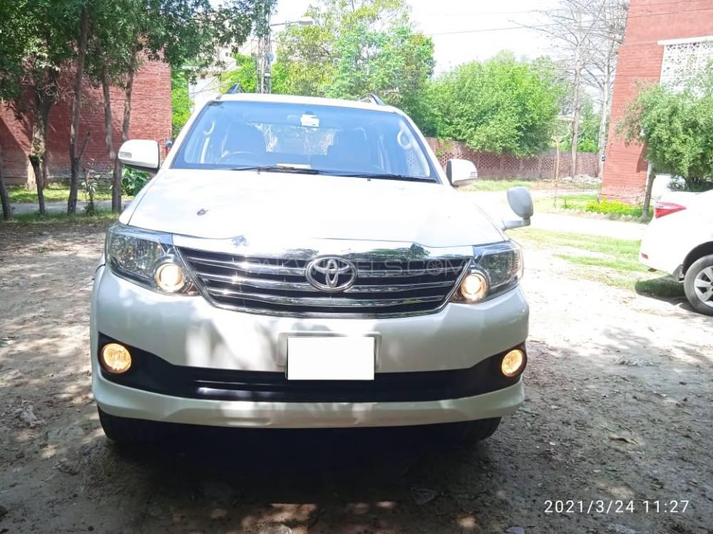 ٹویوٹا فورچیونر 2015 for Sale in لاہور Image-1