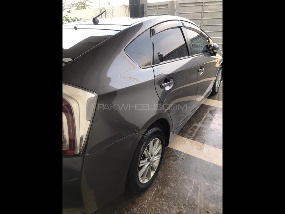 Toyota Prius 2014 for Sale in Sahiwal Toyota Prius 2014 for Sale in Sahiwal Image-5