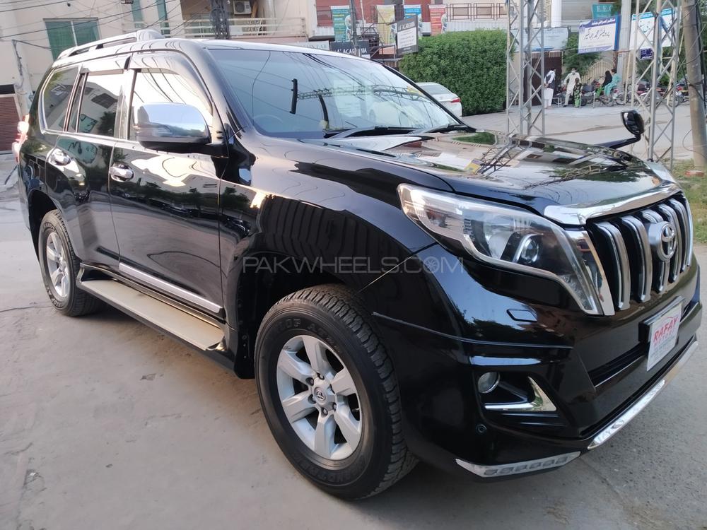 ٹویوٹا پراڈو 2013 for Sale in لاہور ٹویوٹا پراڈو 2013 for Sale in لاہور Image-3