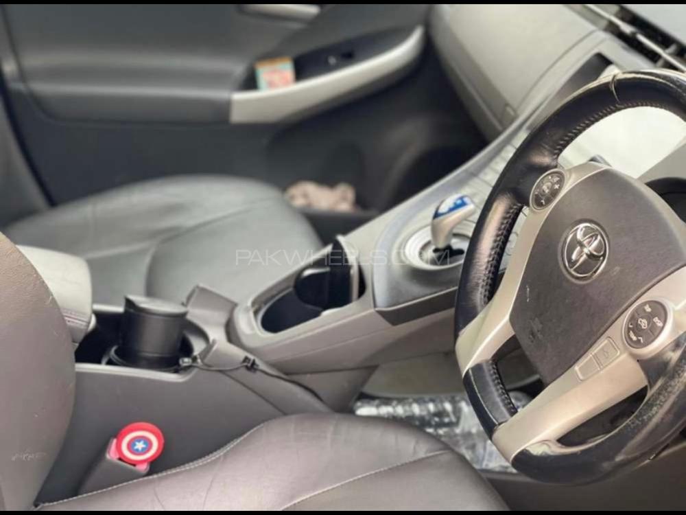 ٹویوٹا پریوس 2010 for Sale in اسلام آباد ٹویوٹا پریوس 2010 for Sale in اسلام آباد Image-13