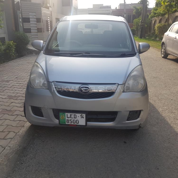 Daihatsu mira 2011