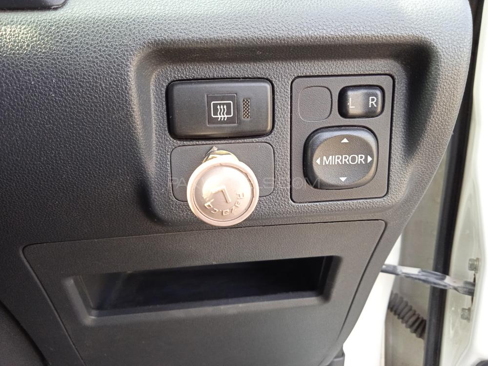Toyota Avanza 2015 for Sale in Faisalabad Toyota Avanza 2015 for Sale in Faisalabad Image-9