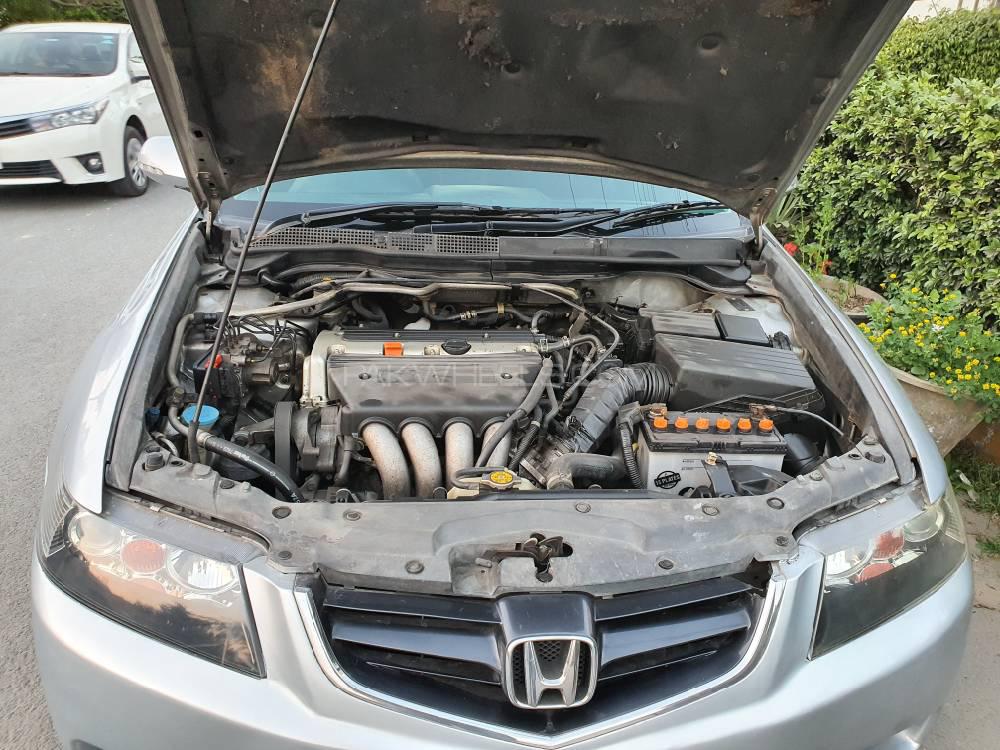 ہونڈا اکارڈ 2003 for Sale in لاہور ہونڈا اکارڈ 2003 for Sale in لاہور Image-15