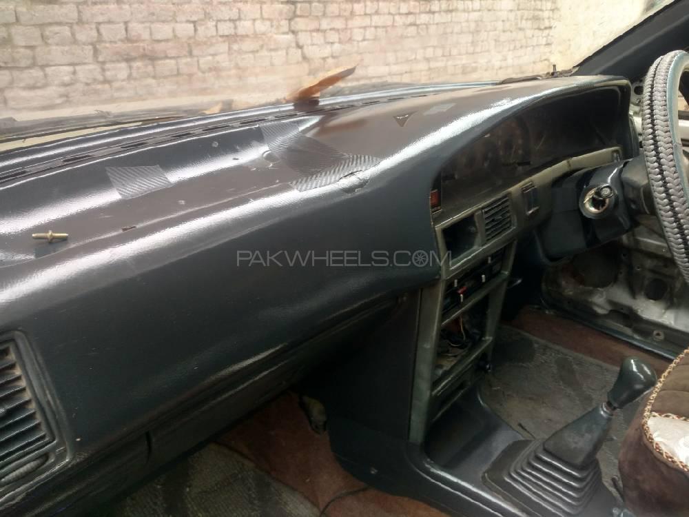 Toyota Corolla 1988 for Sale in Rawalpindi Toyota Corolla 1988 for Sale in Rawalpindi Image-10