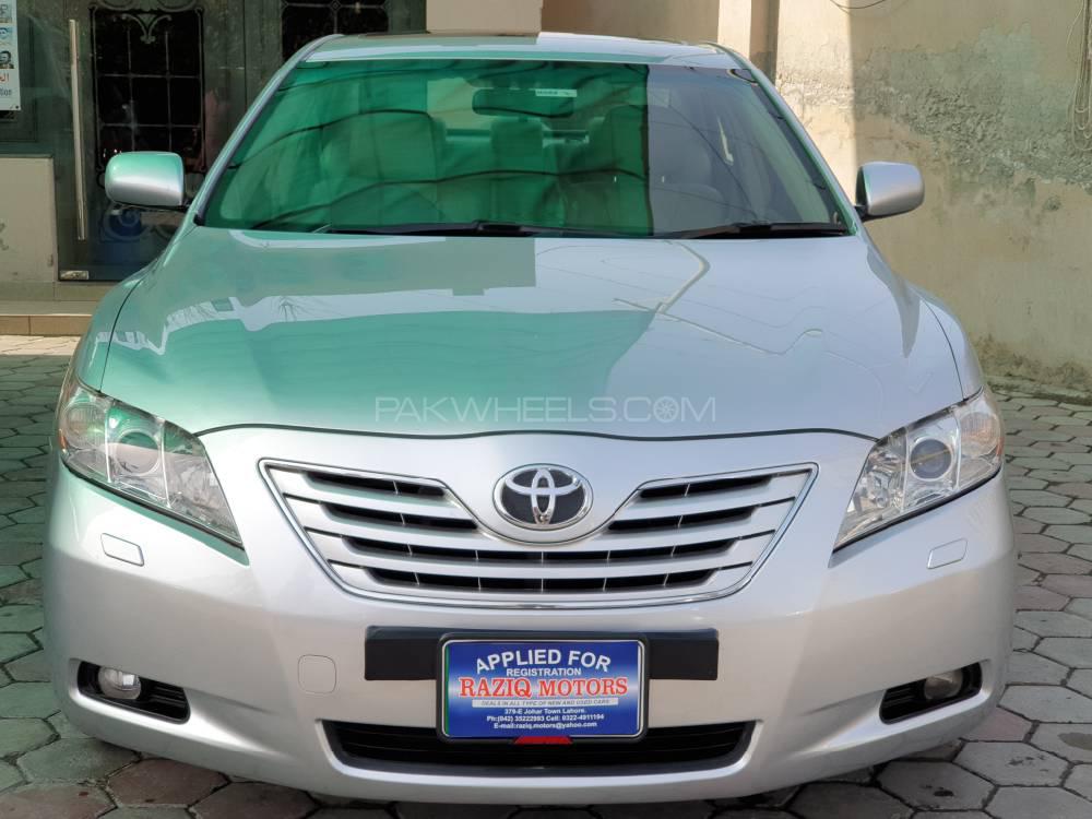 Toyota Camry 2007 for Sale in Lahore Image-1