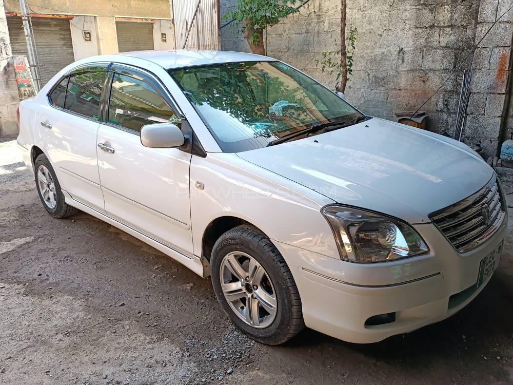 Toyota premio 2005