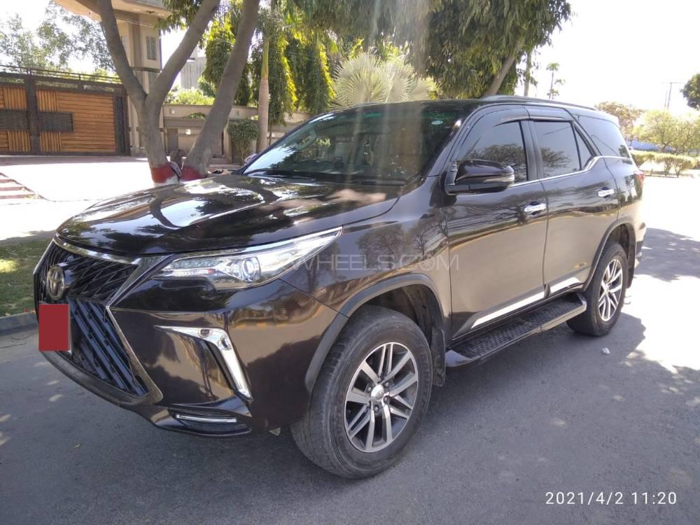 Toyota Fortuner 2018 for Sale in Lahore Toyota Fortuner 2018 for Sale in Lahore Image-3