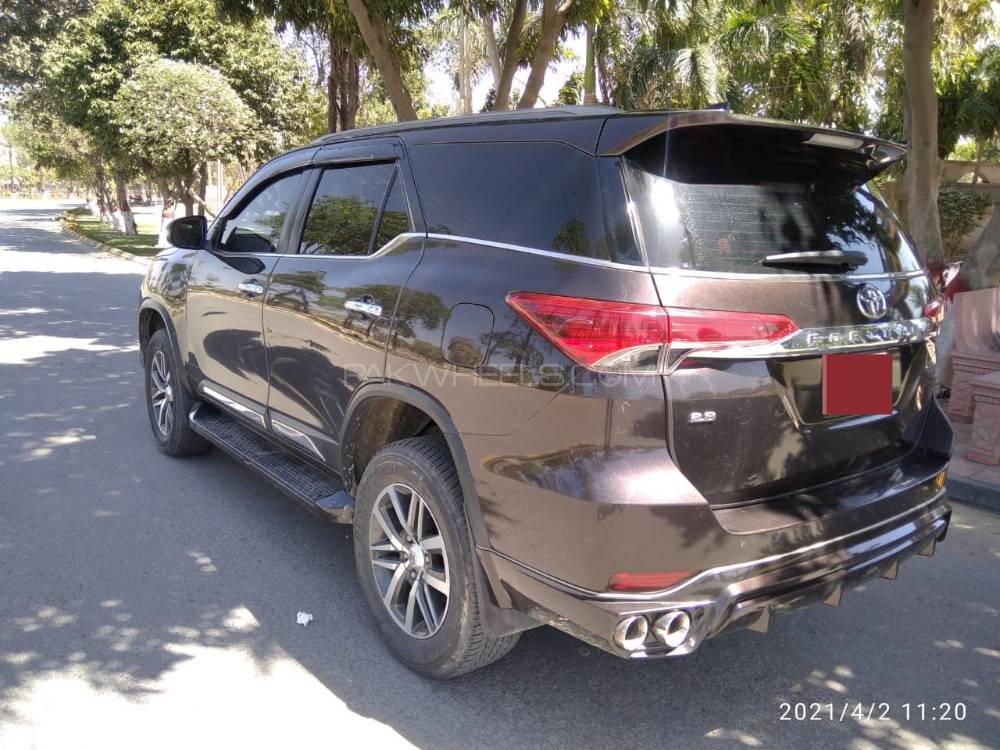 Toyota Fortuner 2018 for Sale in Lahore Toyota Fortuner 2018 for Sale in Lahore Image-4