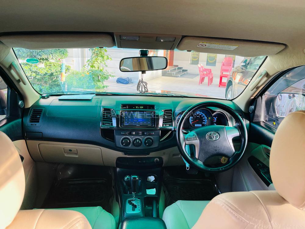 Toyota Fortuner 2014 for Sale in Multan Toyota Fortuner 2014 for Sale in Multan Image-4