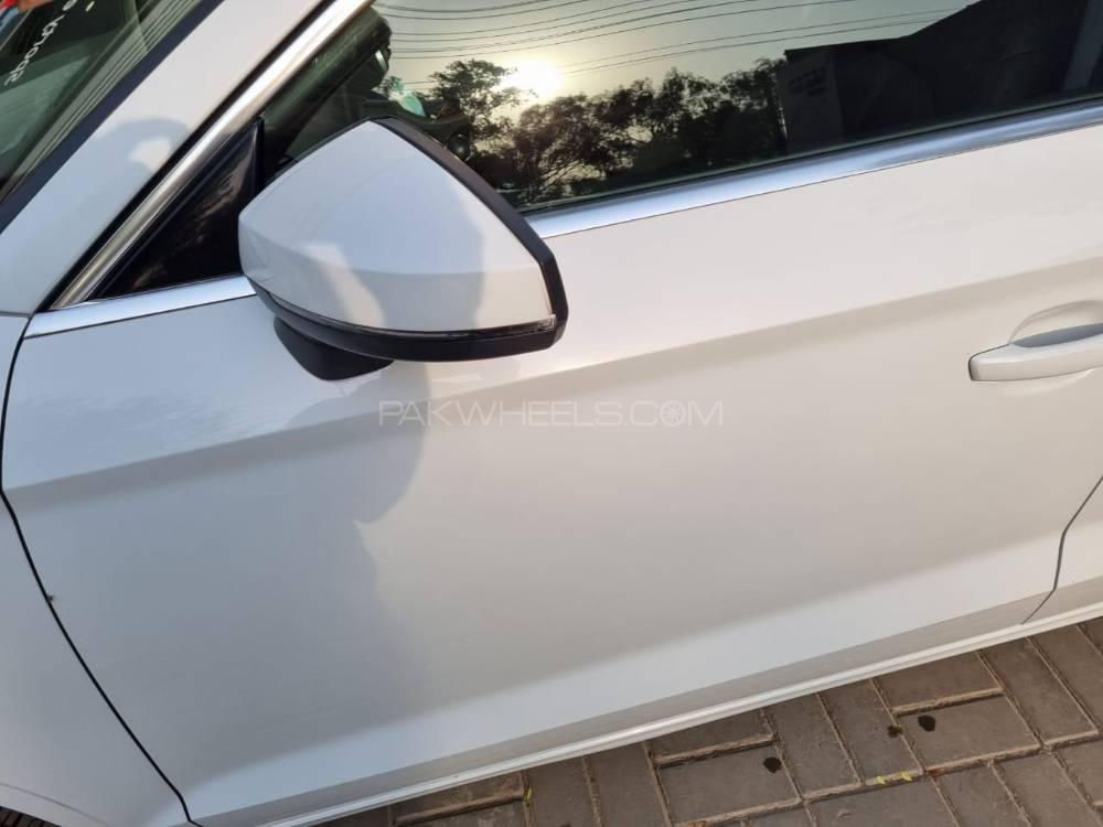 آوڈی اے 3 2017 for Sale in لاہور آوڈی اے 3 2017 for Sale in لاہور Image-9