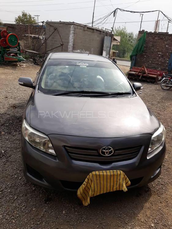 Toyota Corolla 2010 for Sale in Takhtbai Image-1