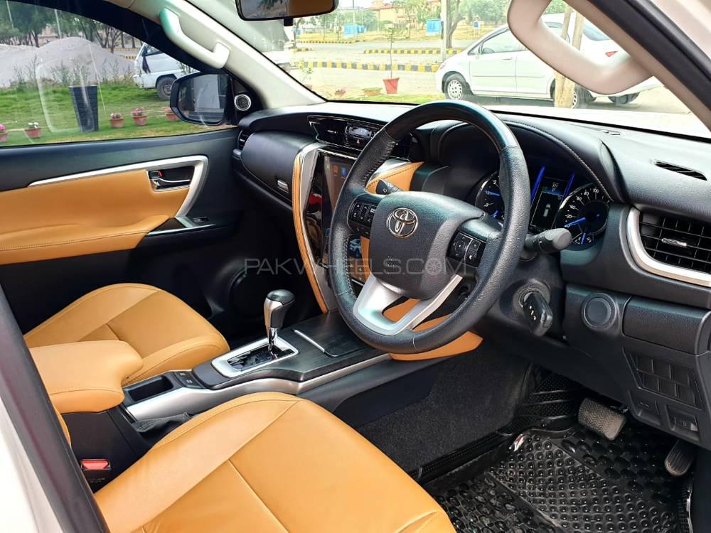 ٹویوٹا فورچیونر 2018 for Sale in لاہور ٹویوٹا فورچیونر 2018 for Sale in لاہور Image-8