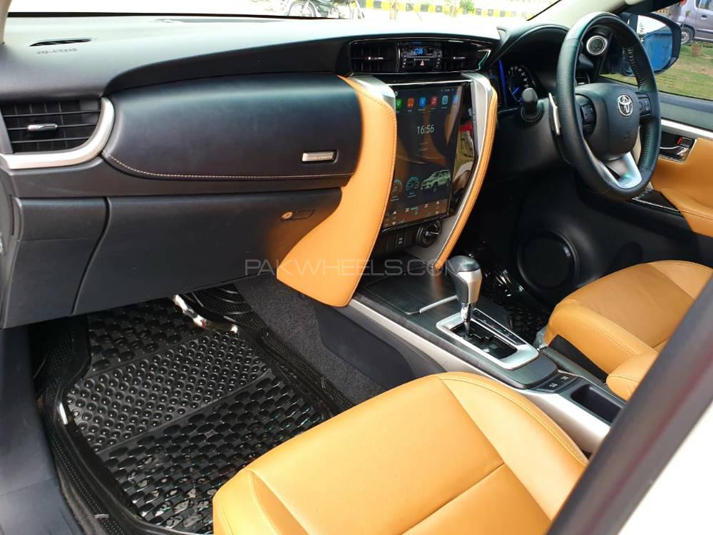 ٹویوٹا فورچیونر 2018 for Sale in لاہور ٹویوٹا فورچیونر 2018 for Sale in لاہور Image-10