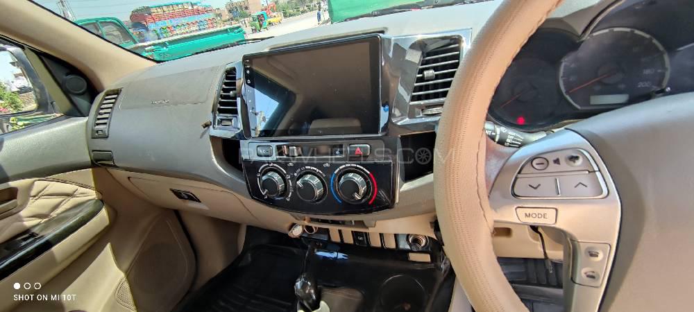 Toyota Hilux 2012 for Sale in Peshawar Toyota Hilux 2012 for Sale in Peshawar Image-10