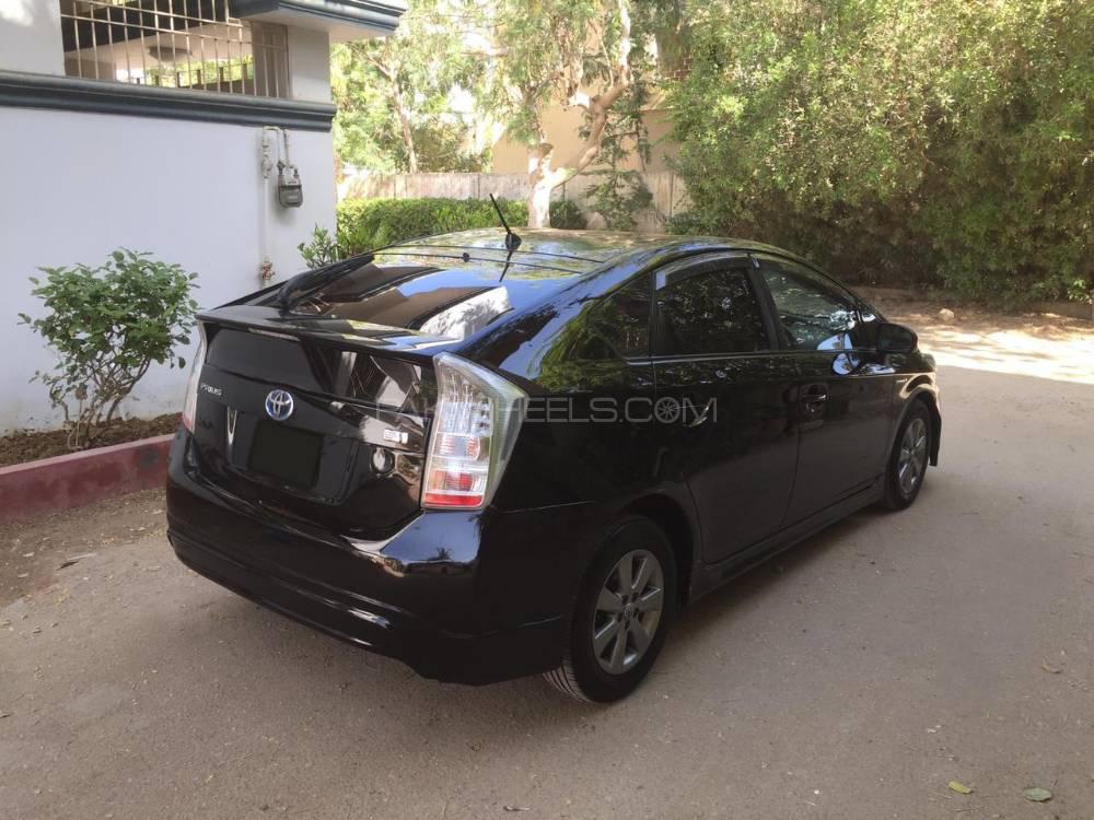 ٹویوٹا پریوس 2010 for Sale in کراچی ٹویوٹا پریوس 2010 for Sale in کراچی Image-14