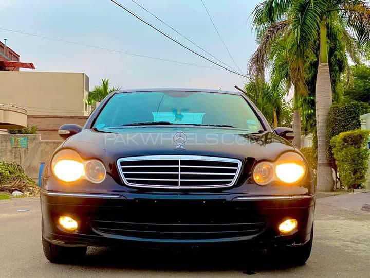 Mercedes Benz C Class 2006 for Sale in Faisalabad Image-1