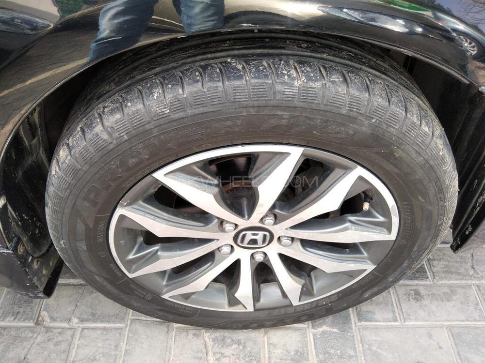 ہونڈا اکارڈ 2005 for Sale in لاہور ہونڈا اکارڈ 2005 for Sale in لاہور Image-7