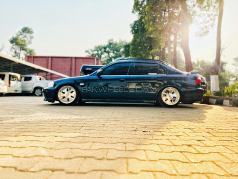 Honda Civic - 2000  Image-1